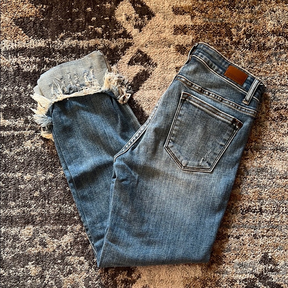 Judy Blue women’s cropped jeans 3/26
